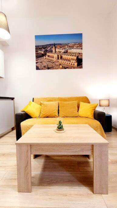 Golden Apartment Bosacka Krakow Old Town 2 Rooms Bagian luar foto