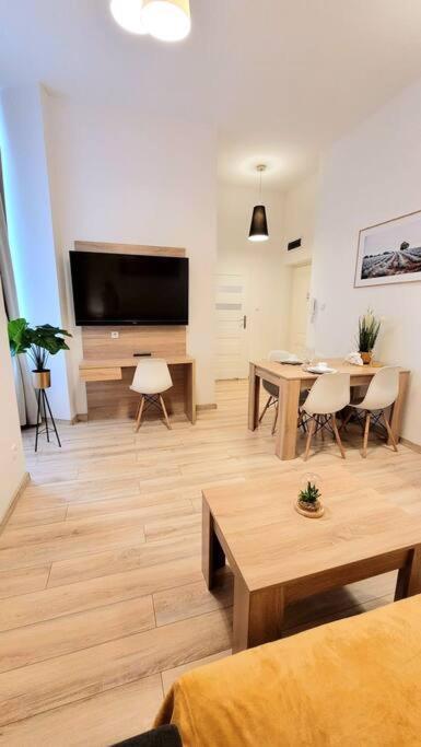 Golden Apartment Bosacka Krakow Old Town 2 Rooms Bagian luar foto