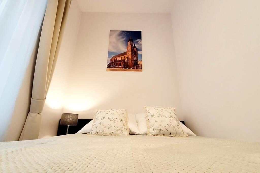 Golden Apartment Bosacka Krakow Old Town 2 Rooms Bagian luar foto